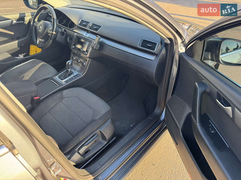 Универсал Volkswagen Passat 2014 в Коломые