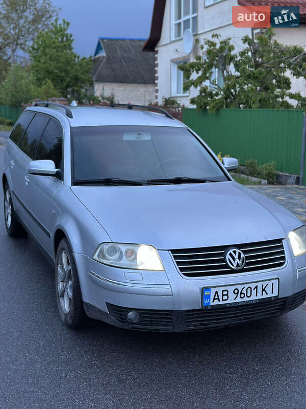 Універсал Volkswagen Passat 2001 в Калинівці