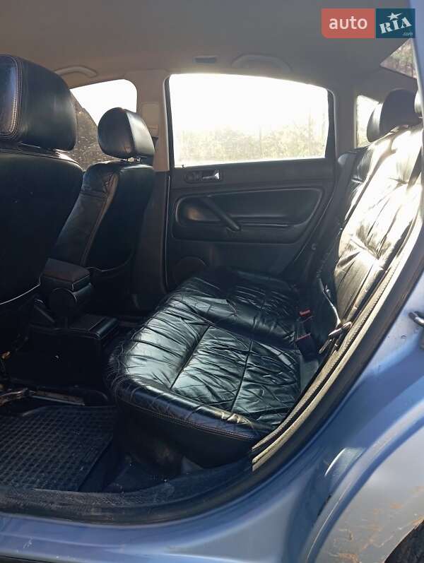 Седан Volkswagen Passat 1997 в 
