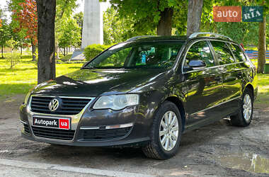 Універсал Volkswagen Passat 2007 в Києві