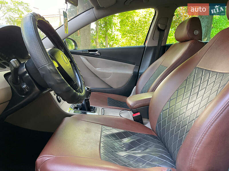Универсал Volkswagen Passat 2007 в Киеве