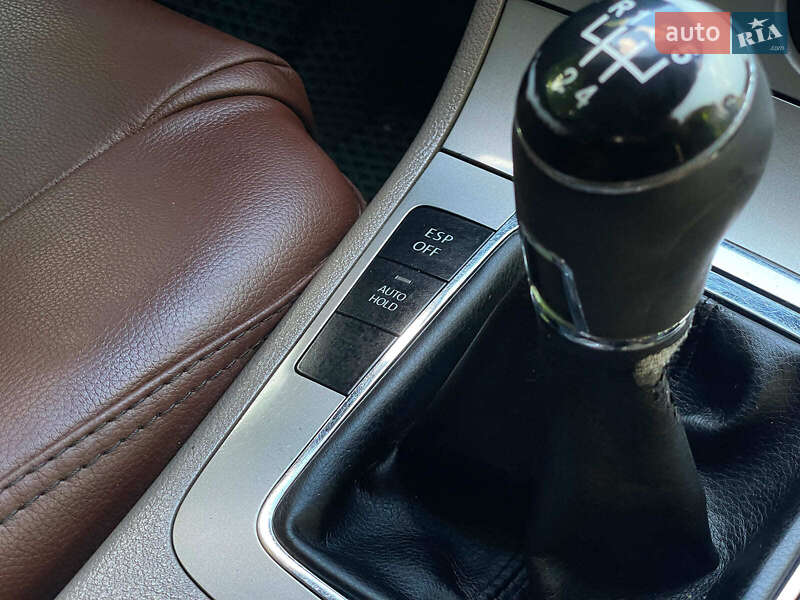 Универсал Volkswagen Passat 2007 в Киеве