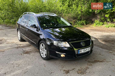 Універсал Volkswagen Passat 2005 в Києві
