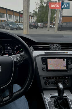 Універсал Volkswagen Passat 2015 в 