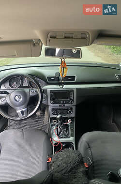 Седан Volkswagen Passat 2010 в 