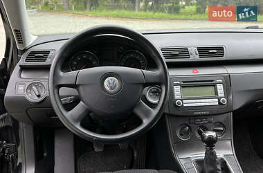 Седан Volkswagen Passat 2006 в 
