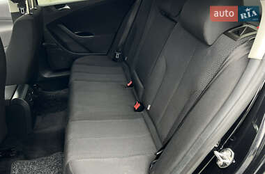 Седан Volkswagen Passat 2006 в 
