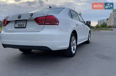Седан Volkswagen Passat 2011 в 