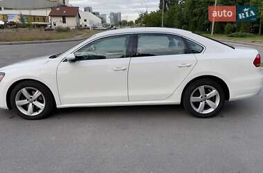 Седан Volkswagen Passat 2011 в 
