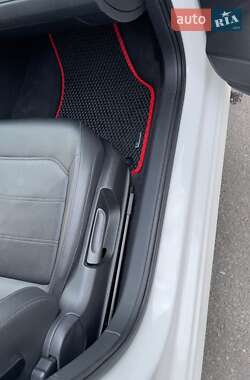 Седан Volkswagen Passat 2011 в 