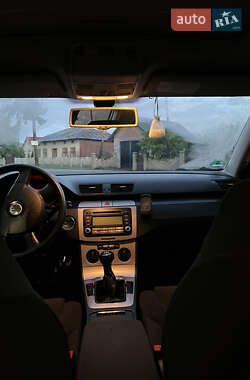 Универсал Volkswagen Passat 2005 в 