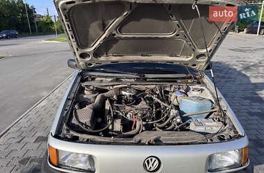 Универсал Volkswagen Passat 1989 в 