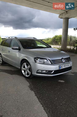 Универсал Volkswagen Passat 2011 в 