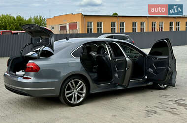 Седан Volkswagen Passat 2016 в 