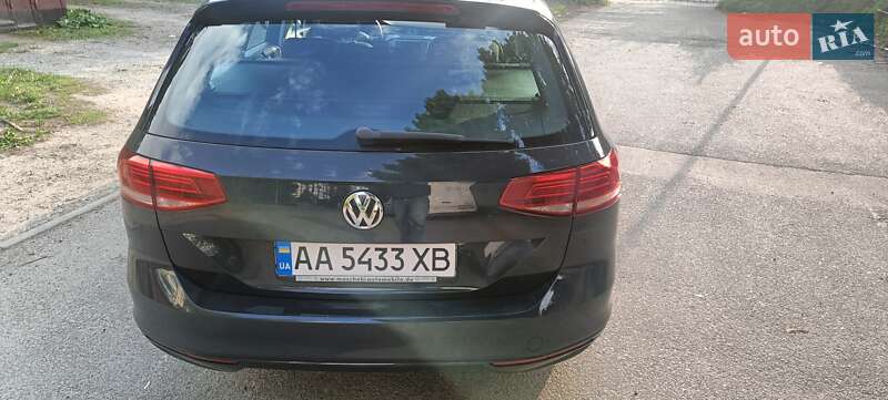 Універсал Volkswagen Passat 2014 в Києві
