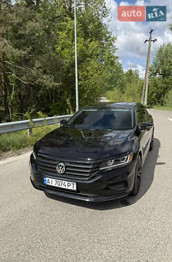 Седан Volkswagen Passat 2020 в Киеве