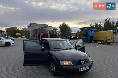 Седан Volkswagen Passat 1997 в 