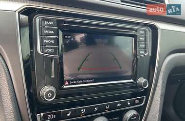 Седан Volkswagen Passat 2017 в 