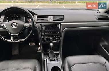 Седан Volkswagen Passat 2017 в 