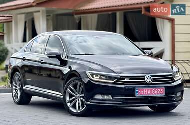 Седан Volkswagen Passat 2015 в Міжгір'ї