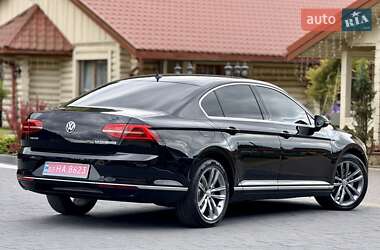 Седан Volkswagen Passat 2015 в 