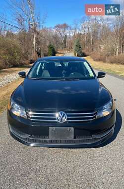 Седан Volkswagen Passat 2014 в Виннице