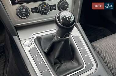 Универсал Volkswagen Passat 2015 в 
