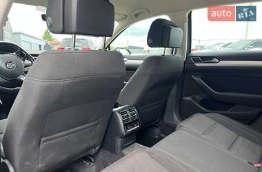 Универсал Volkswagen Passat 2015 в 