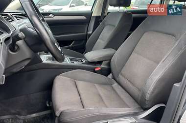 Универсал Volkswagen Passat 2015 в 