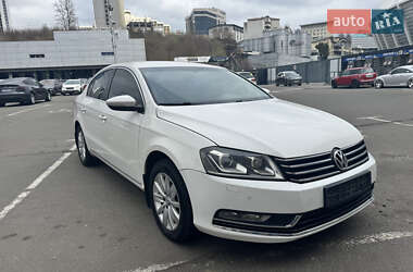 Volkswagen Passat 2012 Volkswagen Passat 2012