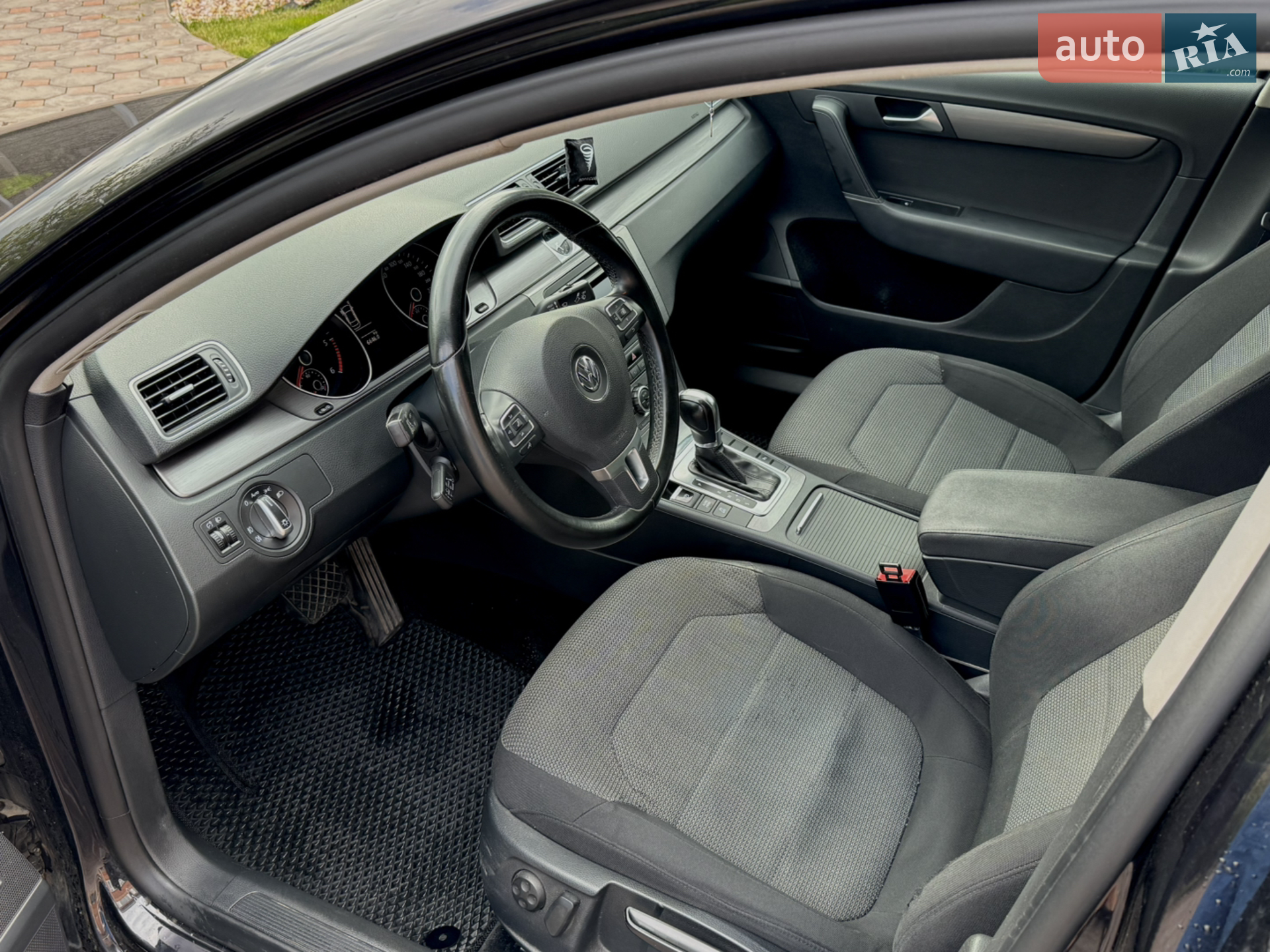 2012 Volkswagen Passat - мініатюра 8