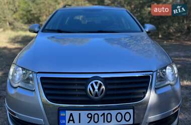 Універсал Volkswagen Passat 2005 в Києві
