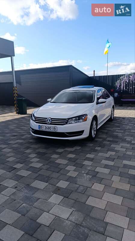 Седан Volkswagen Passat 2012 в Полтаві