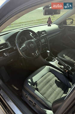 Седан Volkswagen Passat 2014 в 