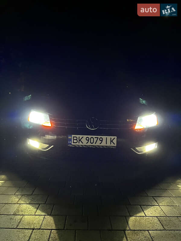 Седан Volkswagen Passat 2014 в Рівному