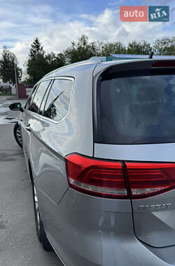 Універсал Volkswagen Passat 2015 в 
