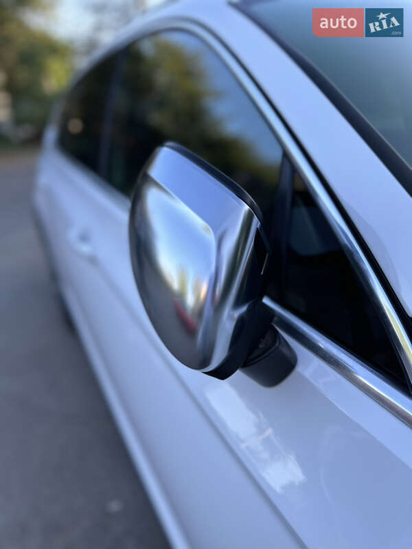 Универсал Volkswagen Passat 2016 в Беляевке