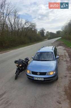 Універсал Volkswagen Passat 1999 в Гусятині