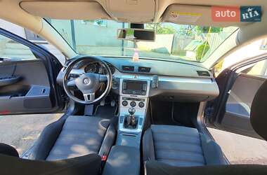 Универсал Volkswagen Passat 2009 в 