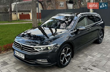 Універсал Volkswagen Passat 2019 в 