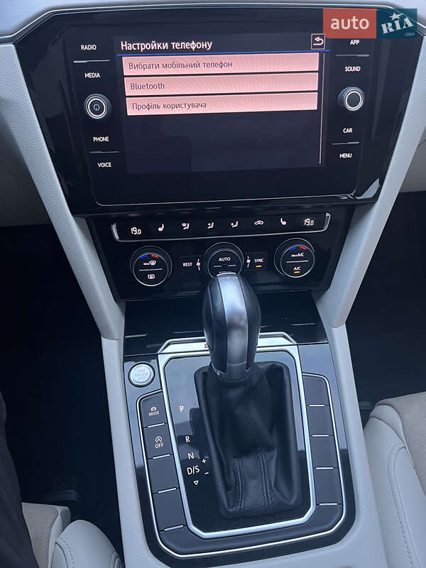 Универсал Volkswagen Passat 2018 в Бердичеве