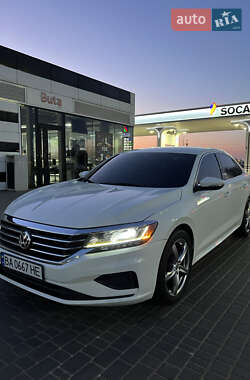 Седан Volkswagen Passat 2020 в 