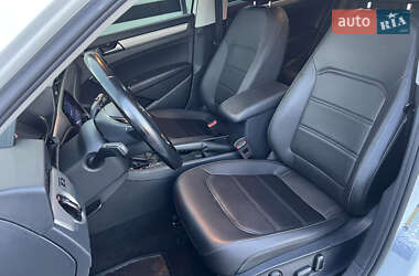 Седан Volkswagen Passat 2020 в 