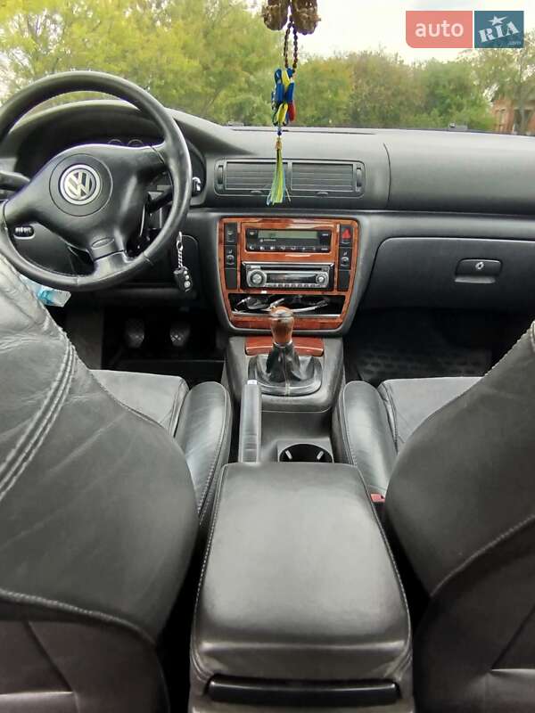 Седан Volkswagen Passat 2005 в Пирятине