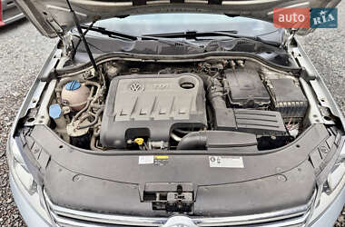 Універсал Volkswagen Passat 2014 в 