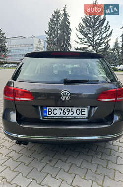 Универсал Volkswagen Passat 2012 в 