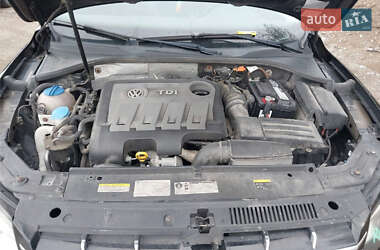 Седан Volkswagen Passat 2014 в 