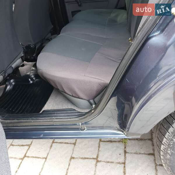 Хетчбек Volkswagen Passat 1987 в Чернівцях фото 34 Хетчбек Volkswagen Passat 1987 в Чернівцях