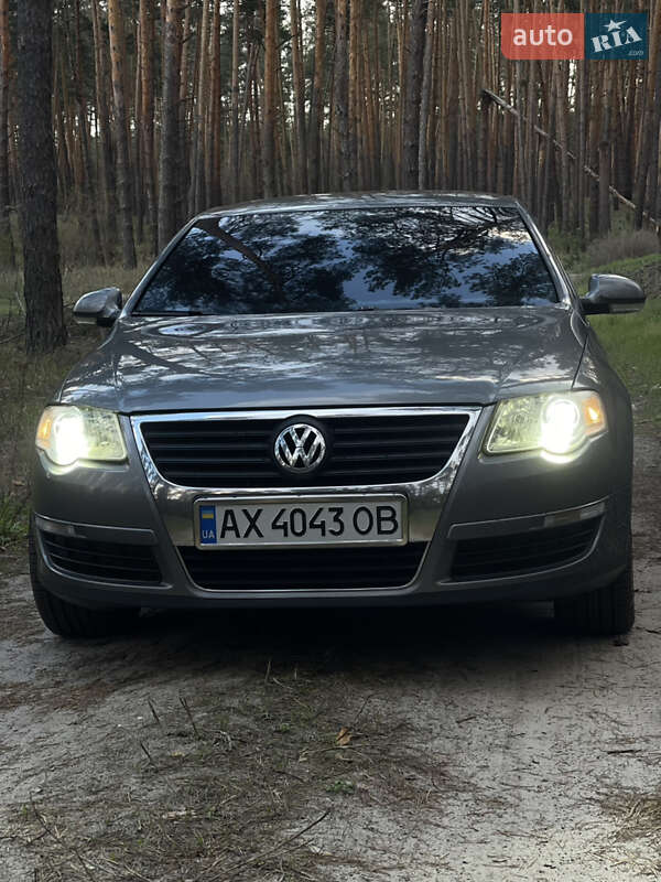 Седан Volkswagen Passat 2007 в Харкові