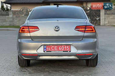 Седан Volkswagen Passat 2018 в 